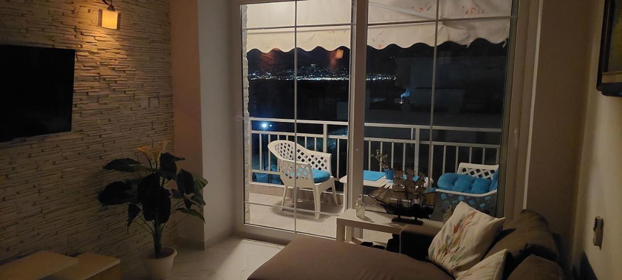 Sea View Perea Apartment Peraía Kültér fotó